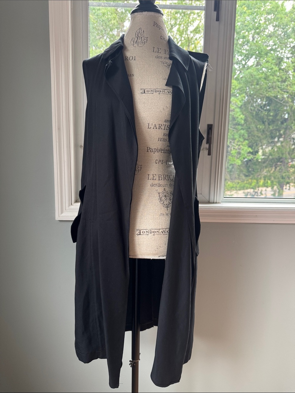 Philosophy black sleeveless trenchcoat notched collar NWT S/M - Picture 6 of 9